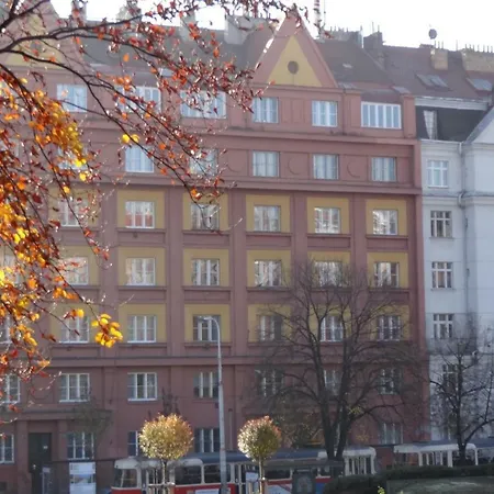 70 Moskevska Apartament *